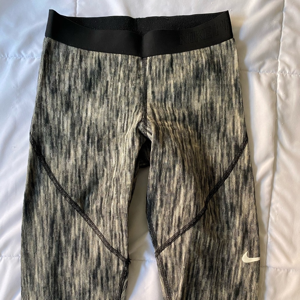 Nike leggings
